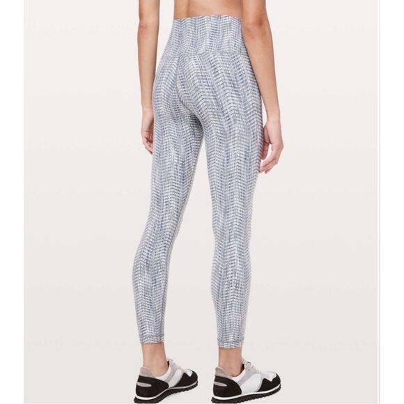 Lululemon Wunder Under High Rise 7/8 Tight Size 6 - Picture 5 of 16